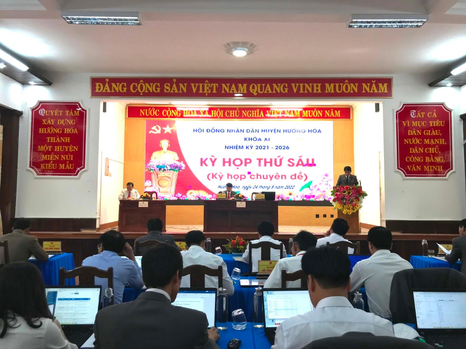 Kỳ họp thứ 6, HĐND huyện Hướng Hoá khoá XI nhiệm kỳ...